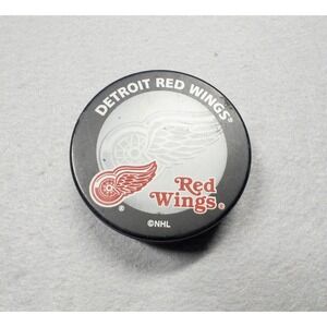 Inglasco NHL‎ Official Detroit Red Wings Hockey Puck